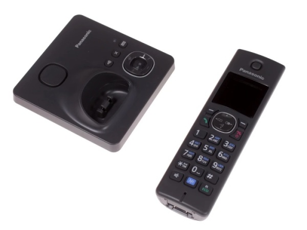 3. Телефон Panasonic KX-TG 7861RU автоответчик