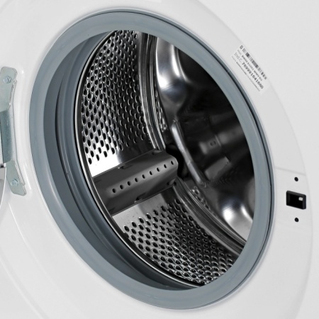 5. Стиральная машина INDESIT BWSE 61051 WWV RU
